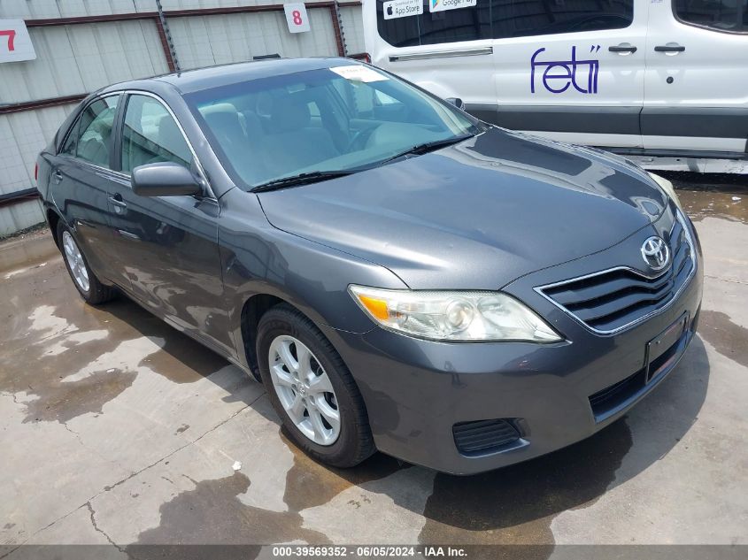 2011 TOYOTA CAMRY LE