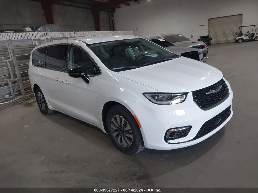 2024 CHRYSLER PACIFICA HYBRID SELECT