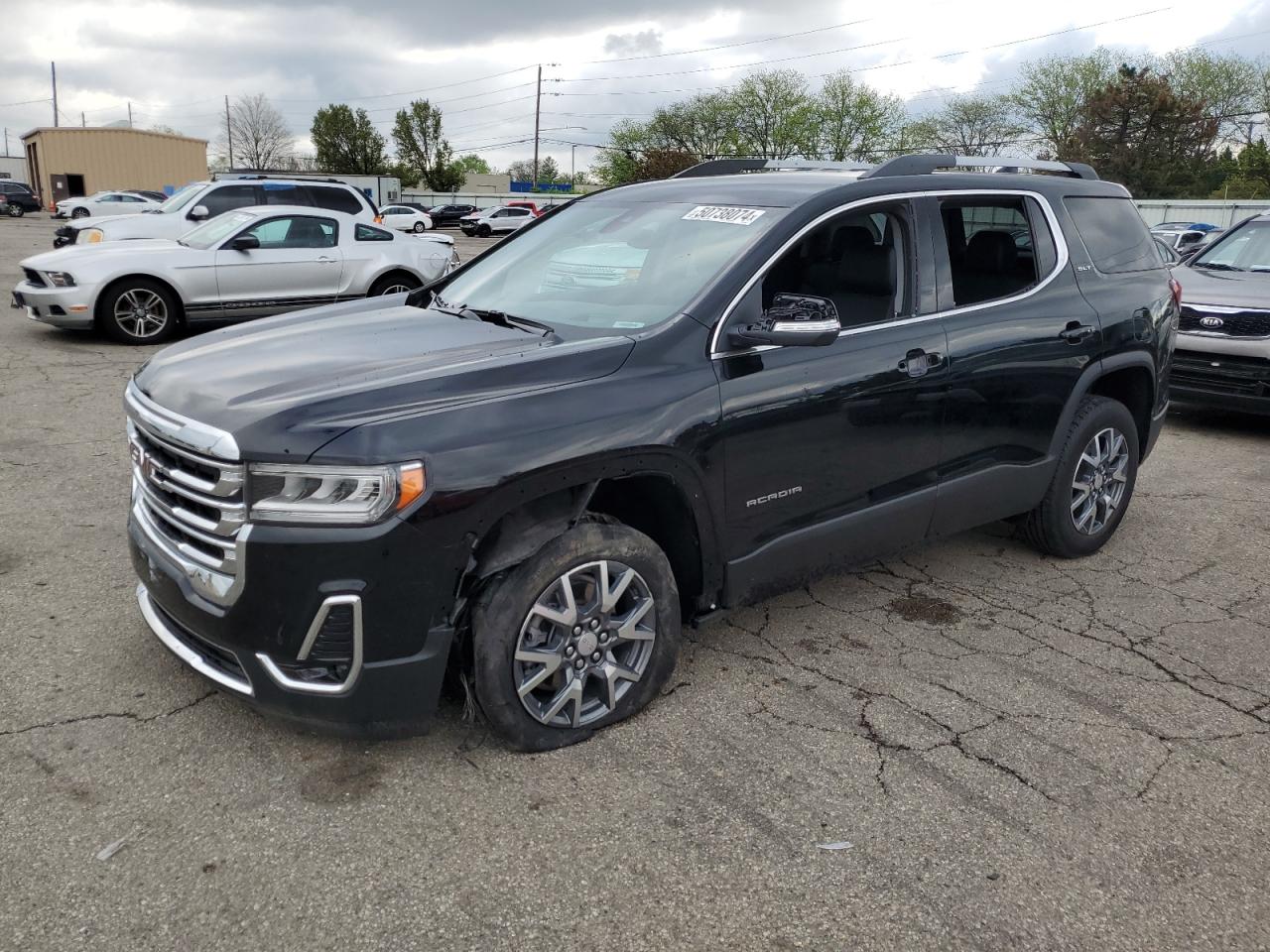 2023 GMC ACADIA SLT