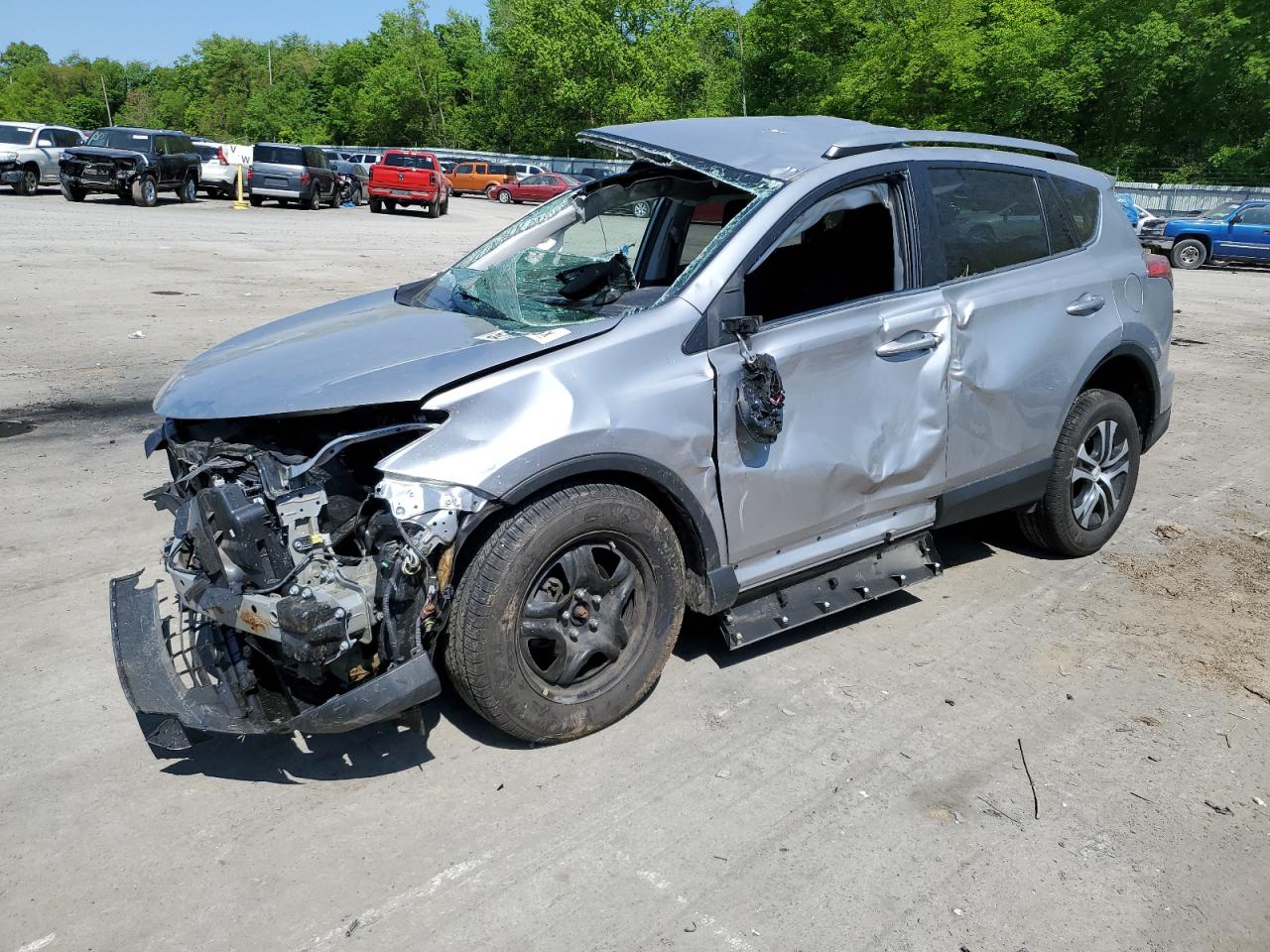 2017 TOYOTA RAV4 LE