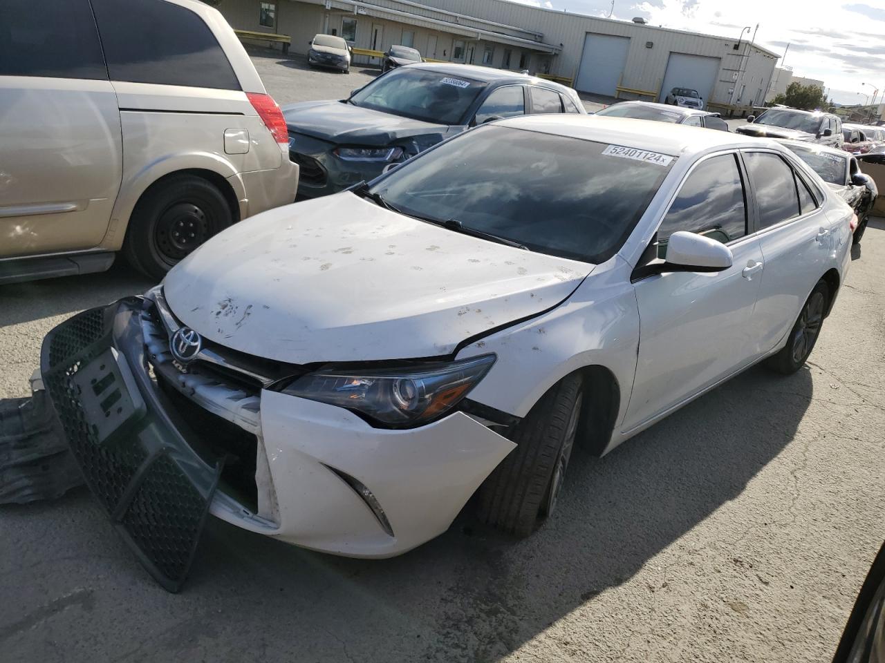 2016 TOYOTA CAMRY LE