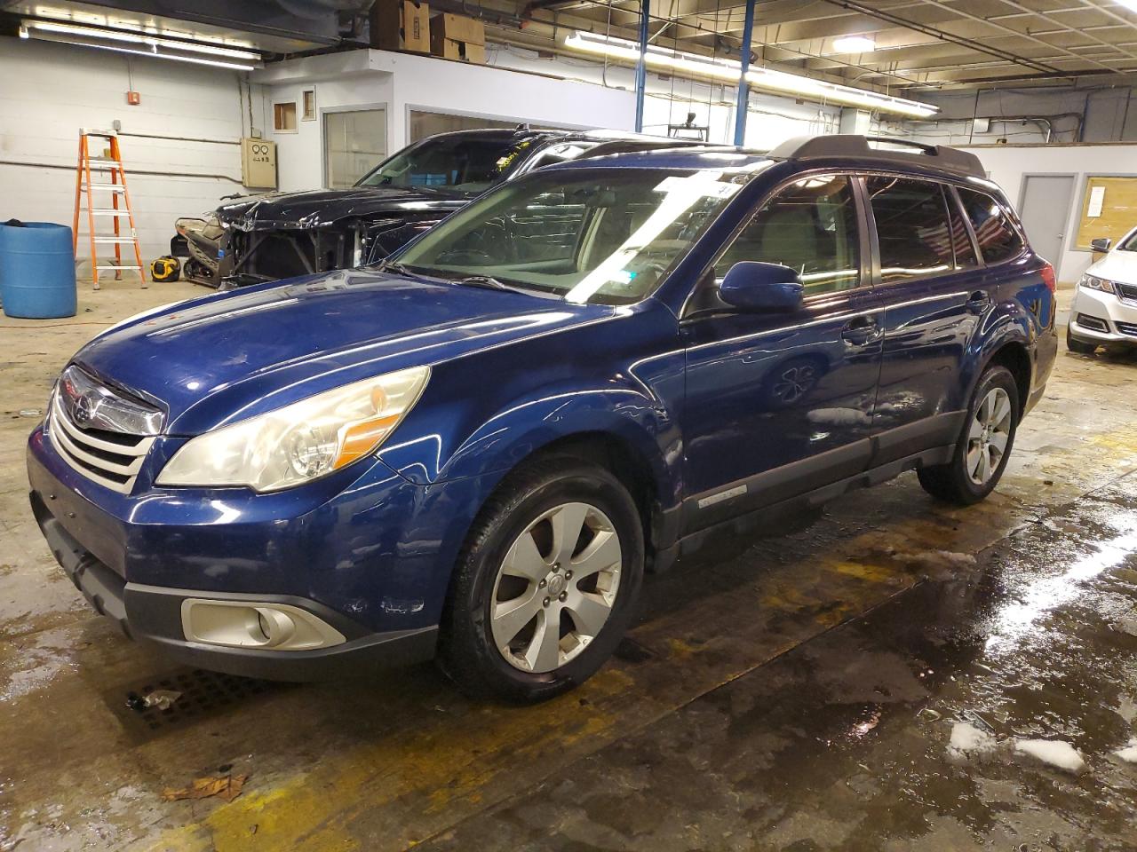 2010 SUBARU OUTBACK 2.5I PREMIUM