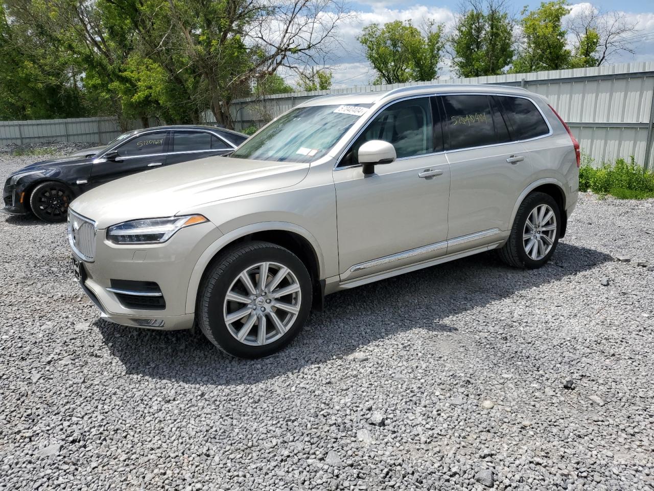 2016 VOLVO XC90 T6