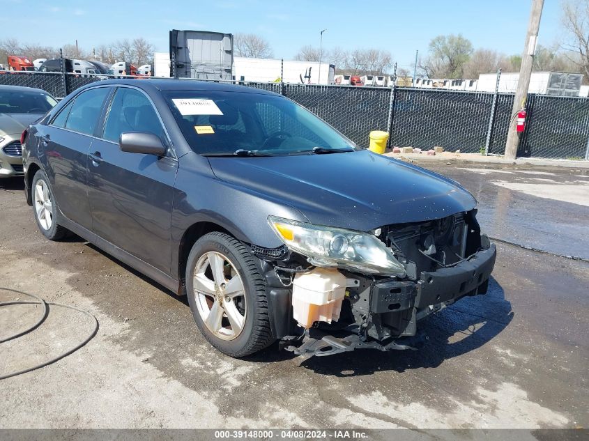 2010 TOYOTA CAMRY SE