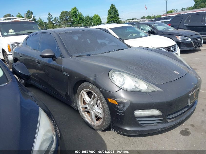 2011 PORSCHE PANAMERA 4