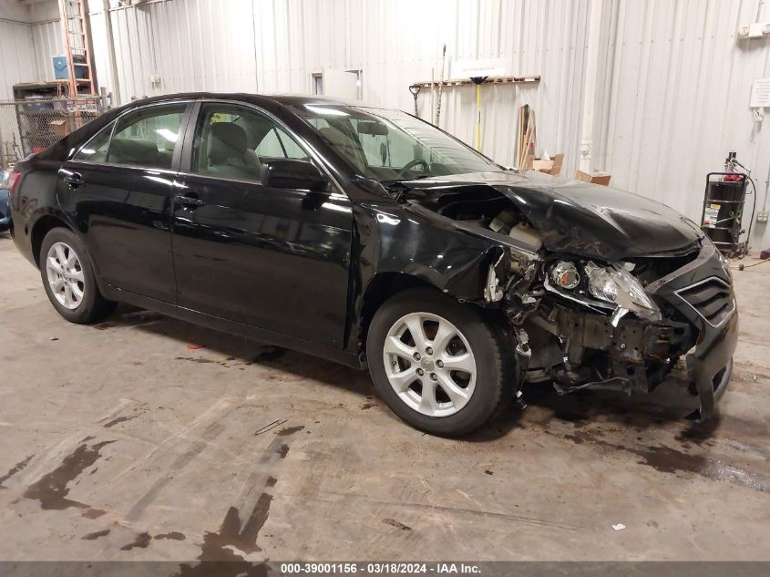 2011 TOYOTA CAMRY LE