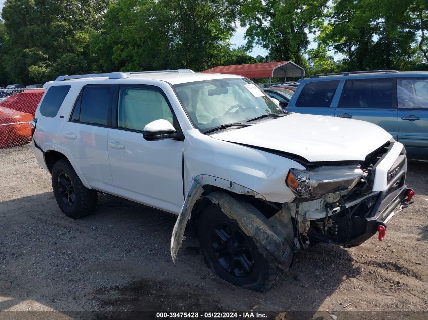 2017 TOYOTA 4RUNNER SR5