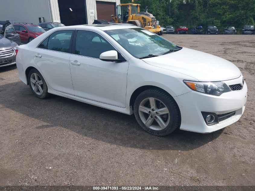 2014 TOYOTA CAMRY SE