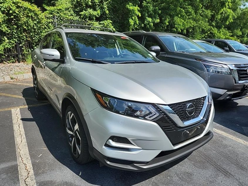 2022 NISSAN ROGUE SPORT SL