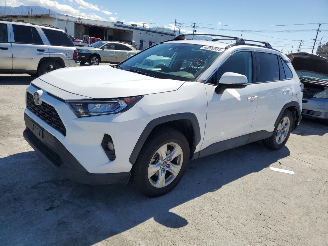 2021 TOYOTA RAV4 XLE