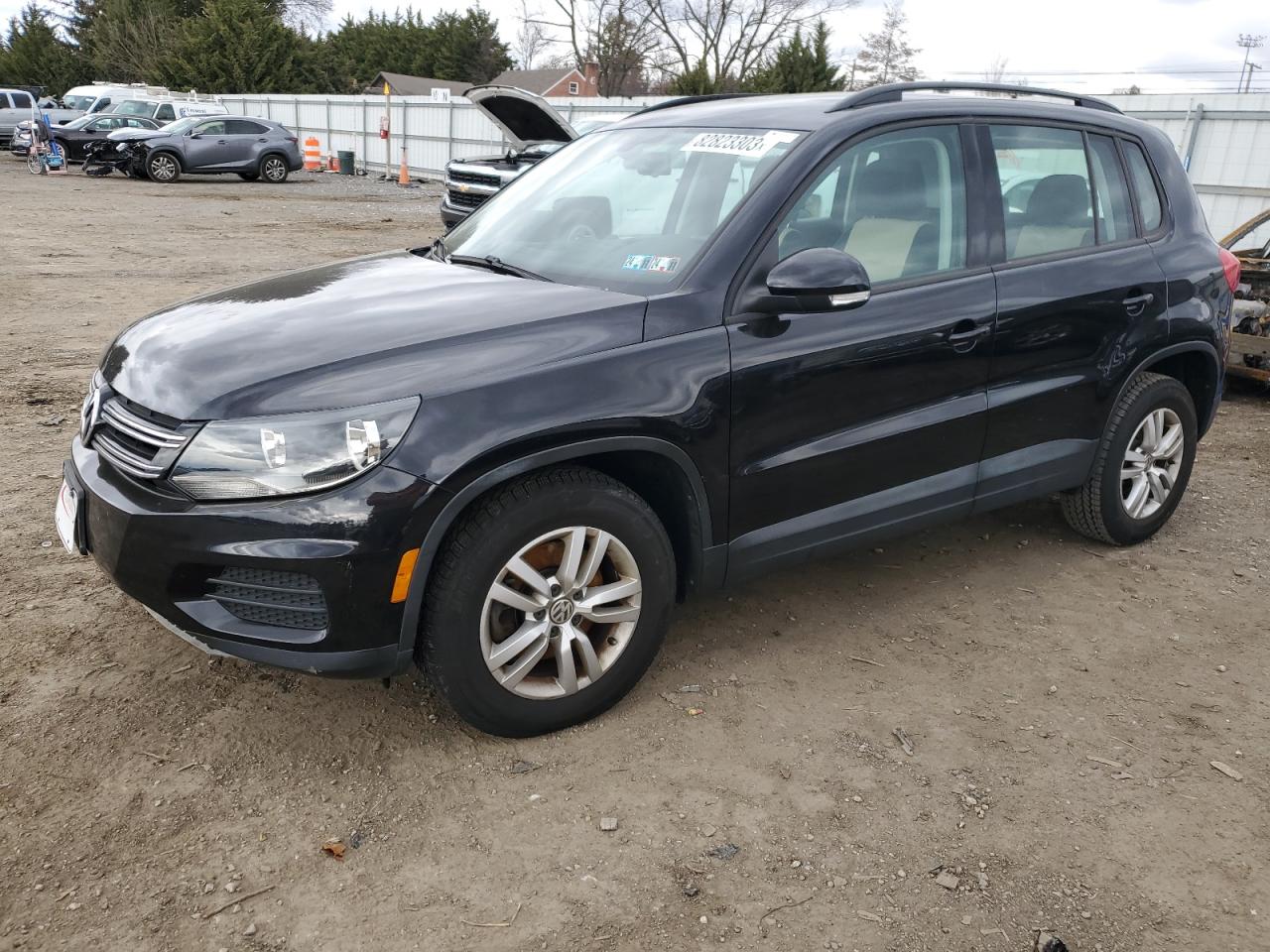 2017 VOLKSWAGEN TIGUAN S