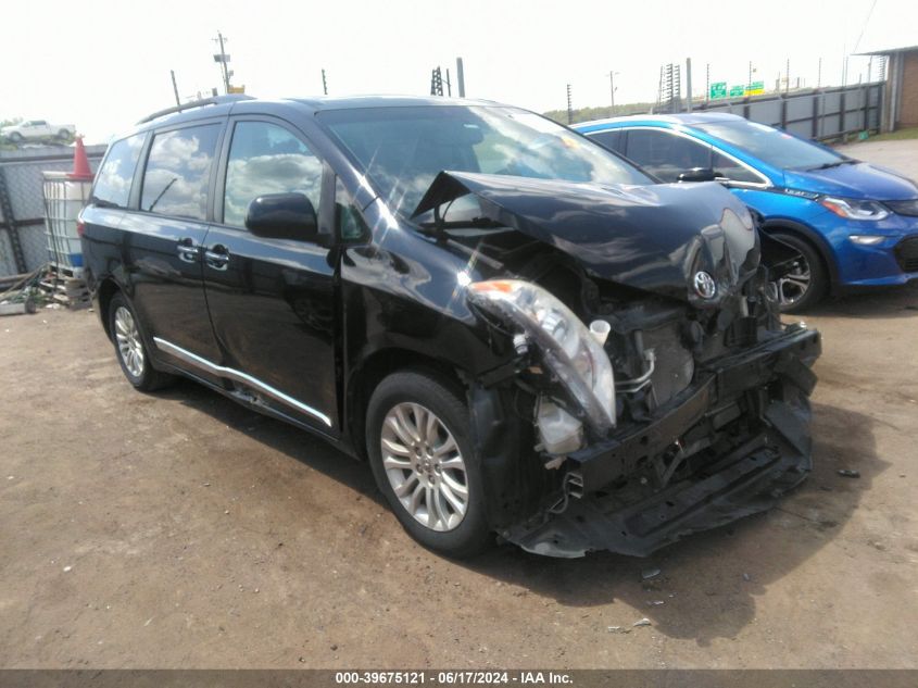 2015 TOYOTA SIENNA XLE PREMIUM 8 PASSENGER