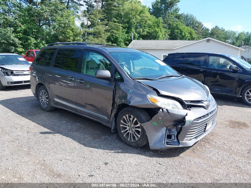 2018 TOYOTA SIENNA XLE 8 PASSENGER