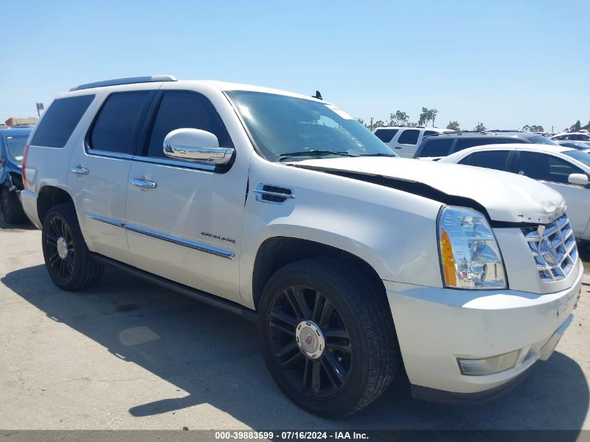 2011 CADILLAC ESCALADE PREMIUM