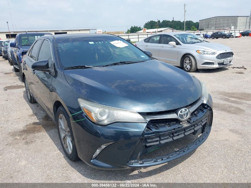 2015 TOYOTA CAMRY SE