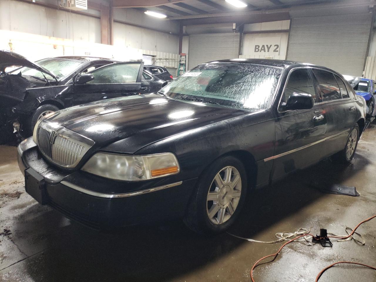 2011 LINCOLN TOWN CAR EXECUTIVE L