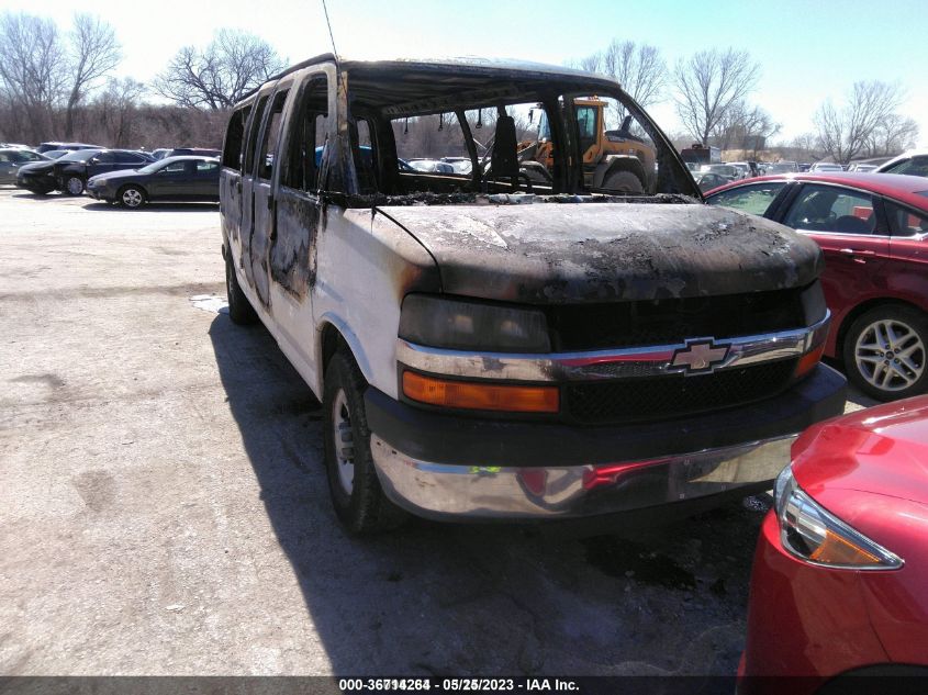 2011 CHEVROLET EXPRESS G3500 LT