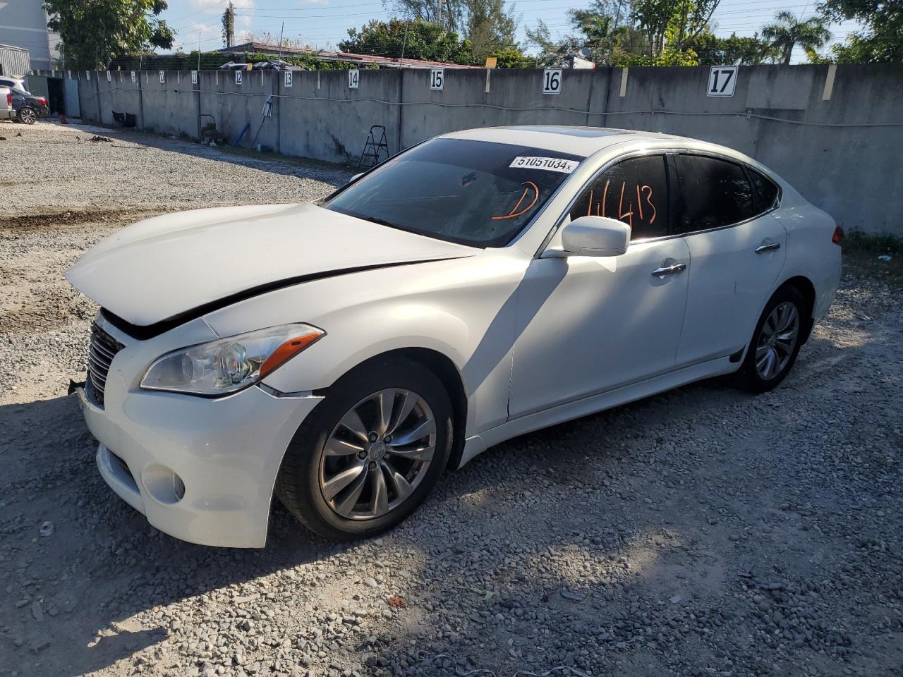 2012 INFINITI M37