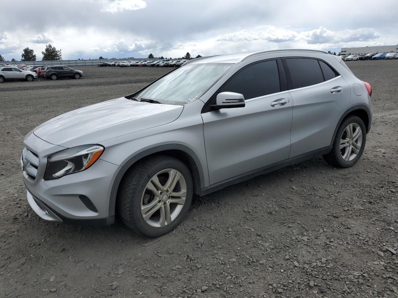 2016 MERCEDES-BENZ GLA 250