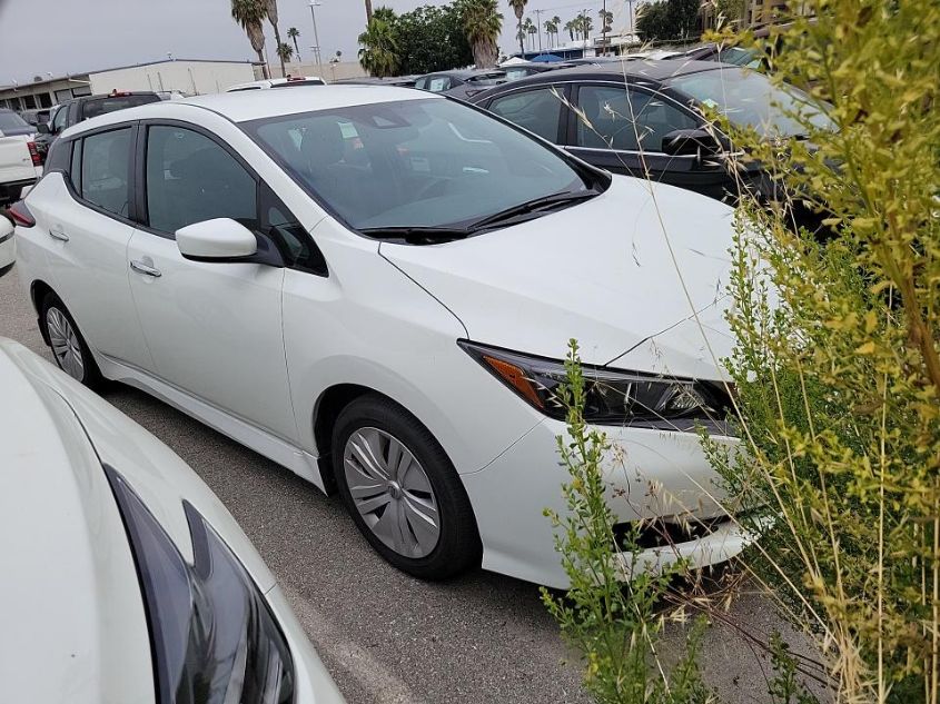 2021 NISSAN LEAF S