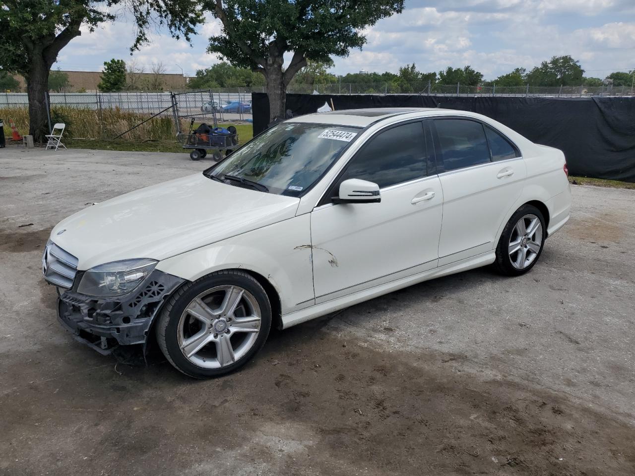 2011 MERCEDES-BENZ C 300