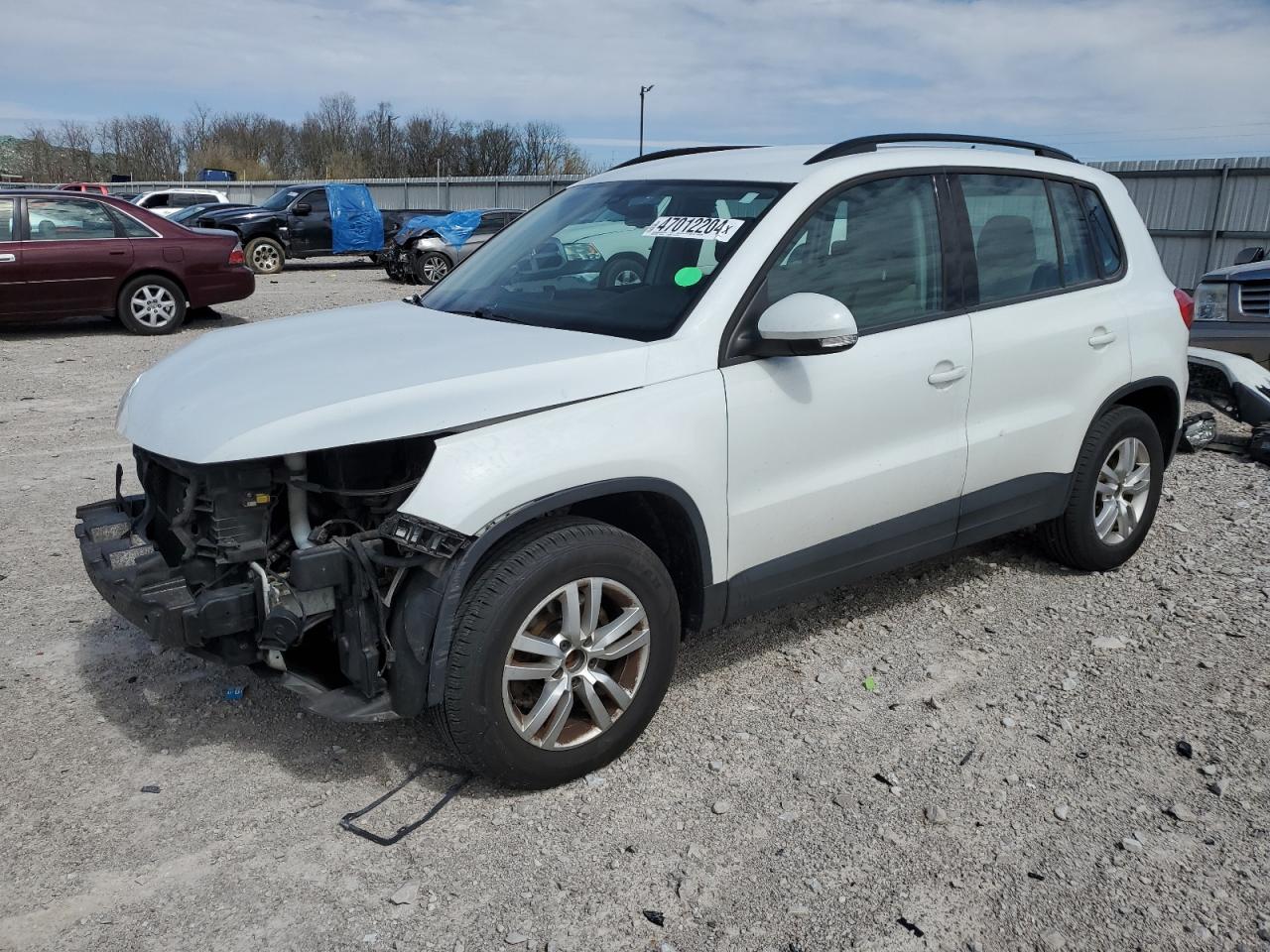 2016 VOLKSWAGEN TIGUAN S