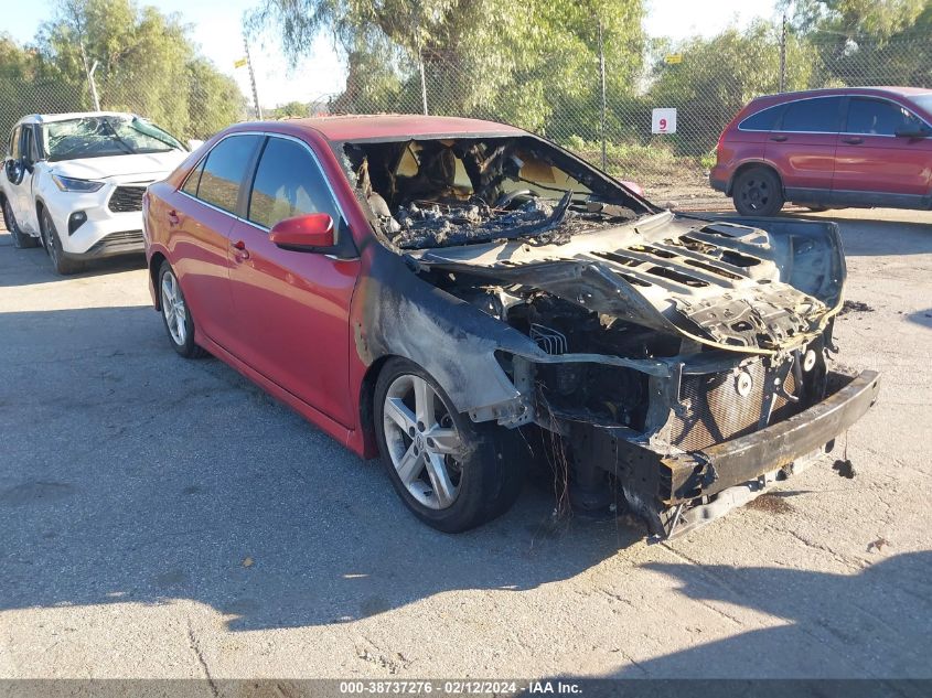 2012 TOYOTA CAMRY SE