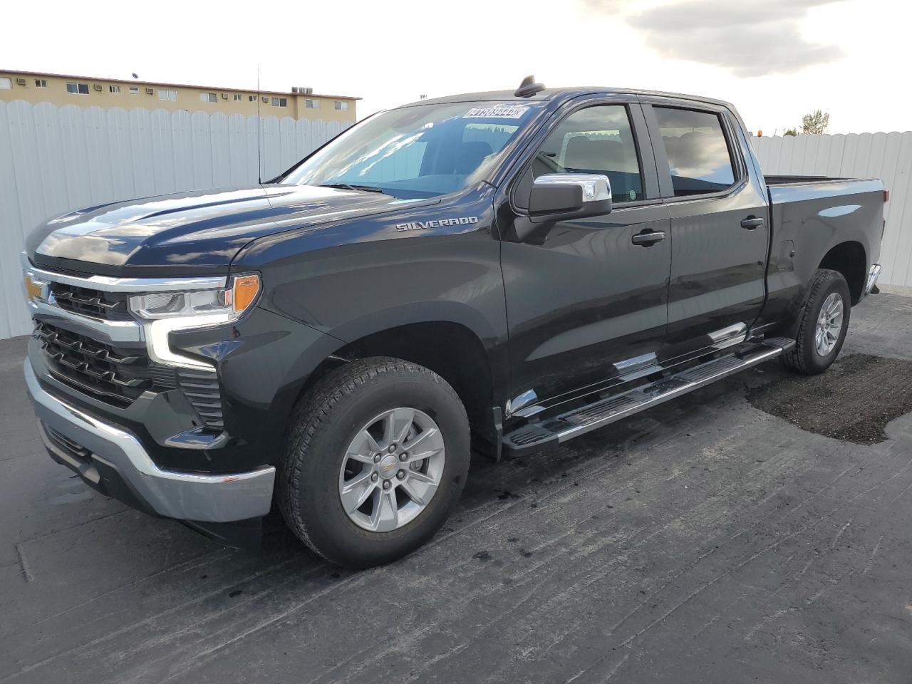 2024 CHEVROLET SILVERADO C1500 LT