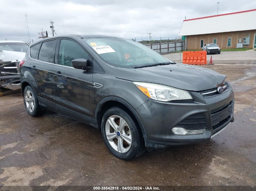 2015 FORD ESCAPE SE