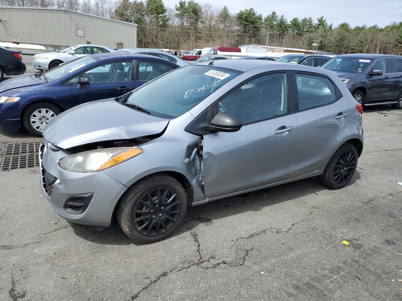 2013 MAZDA MAZDA2