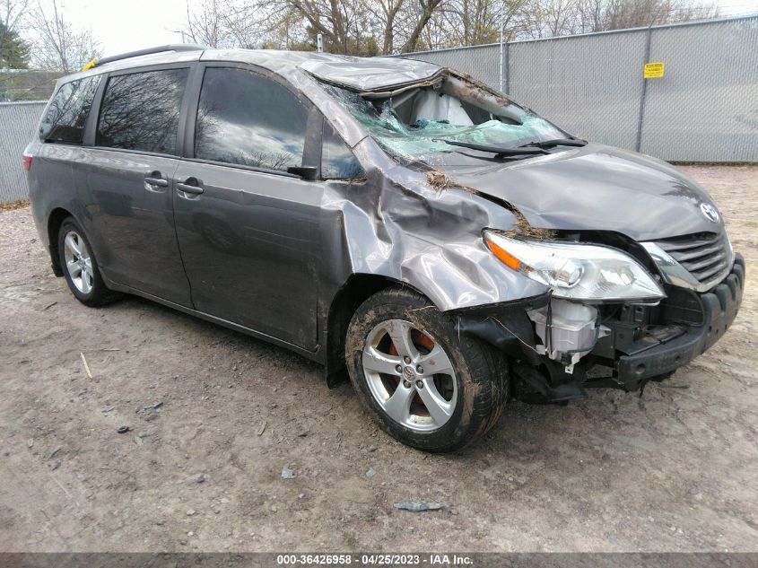 2017 TOYOTA SIENNA LE 8 PASSENGER