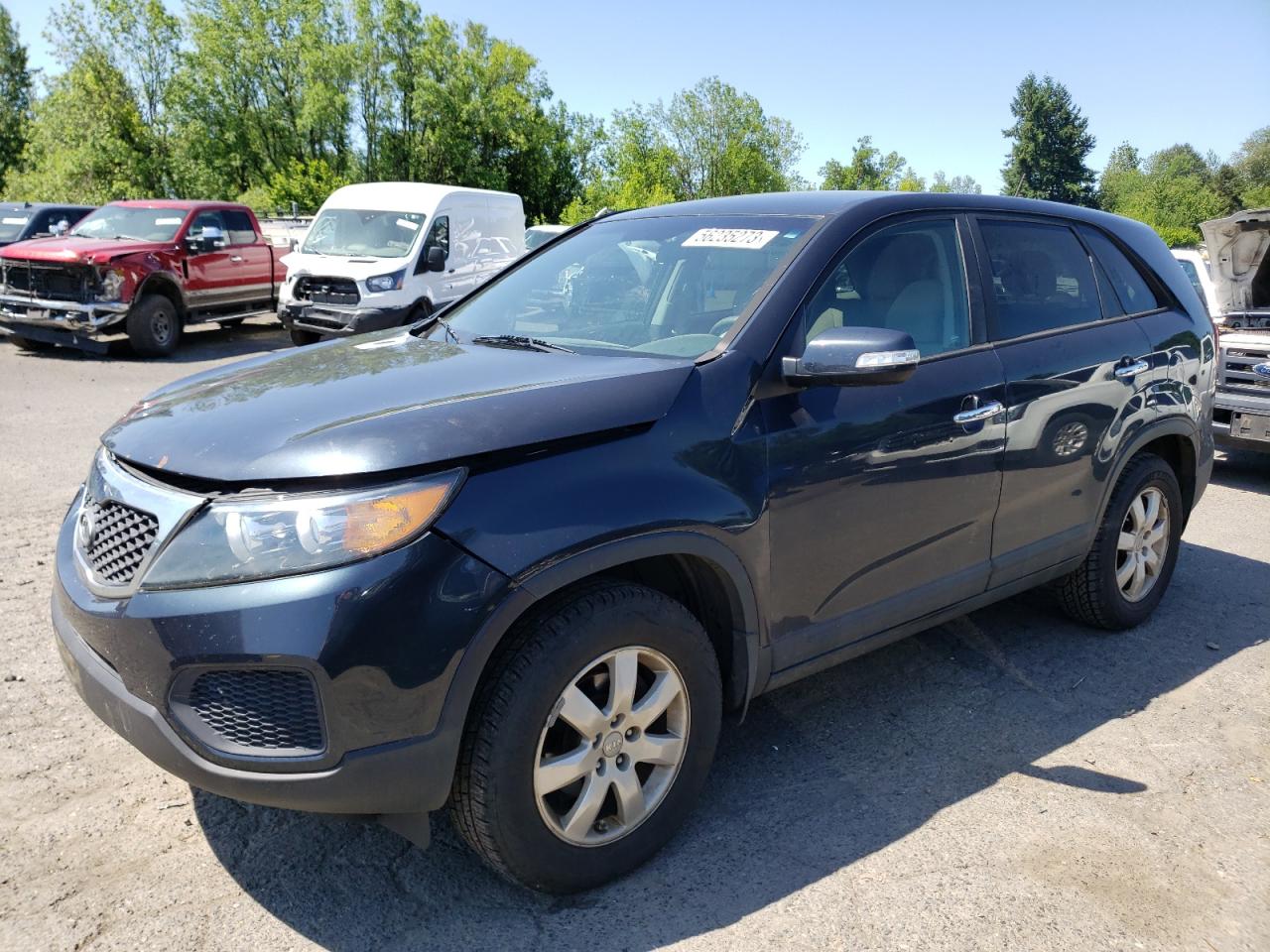 2012 KIA SORENTO BASE