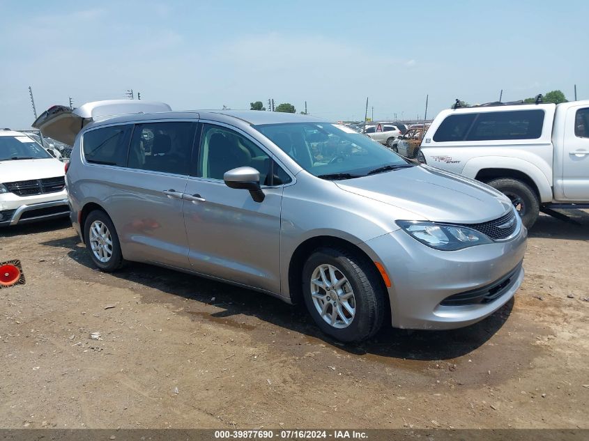 2020 CHRYSLER VOYAGER LX