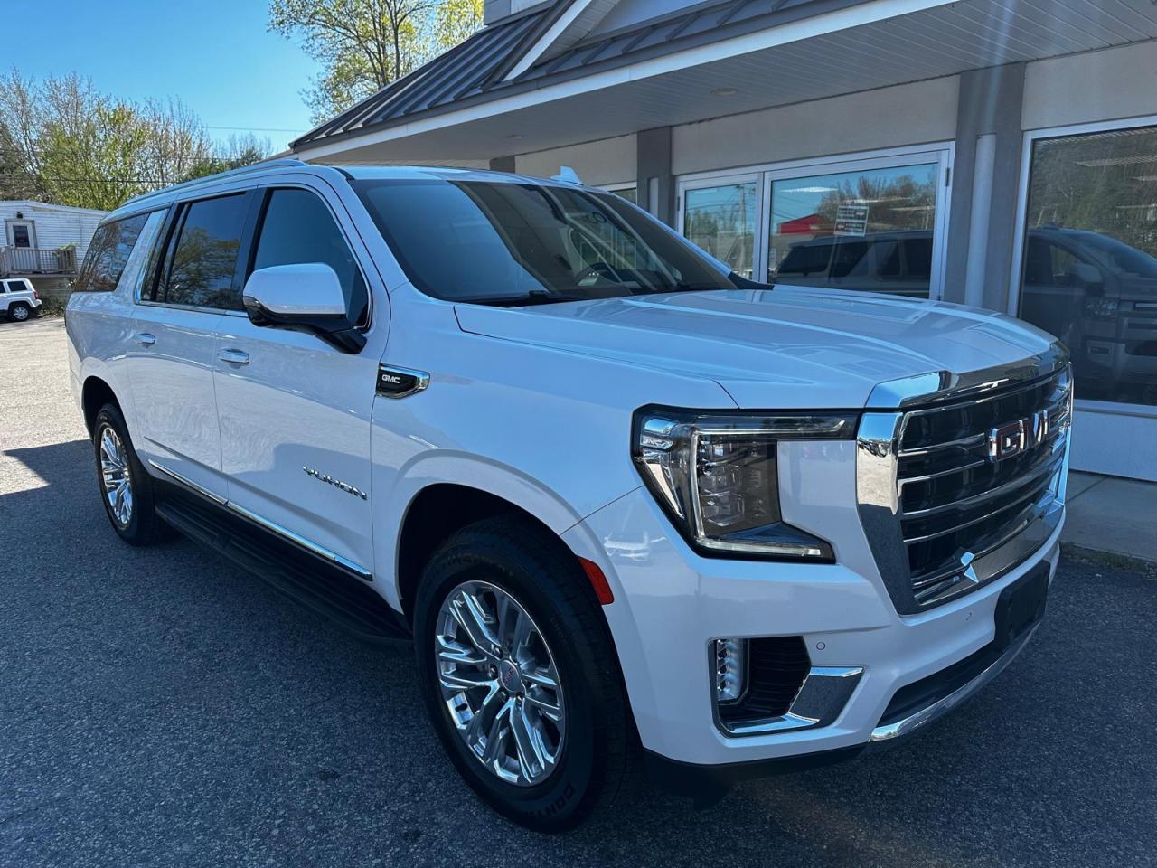 2021 GMC YUKON XL K1500 SLT