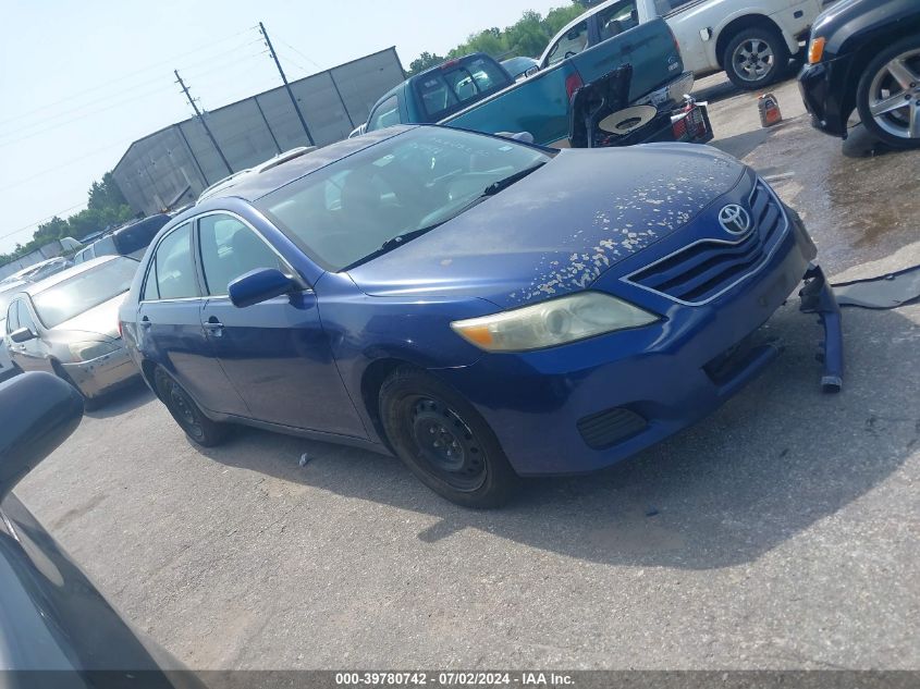 2011 TOYOTA CAMRY LE