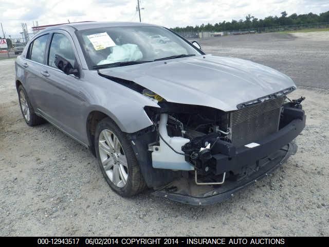 2013 CHRYSLER 200 LX