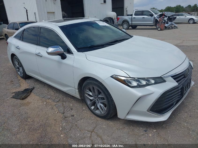 2019 TOYOTA AVALON XLE