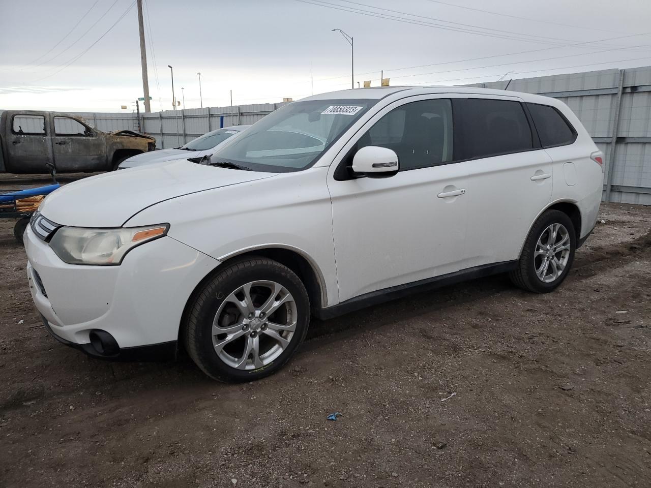 2014 MITSUBISHI OUTLANDER SE