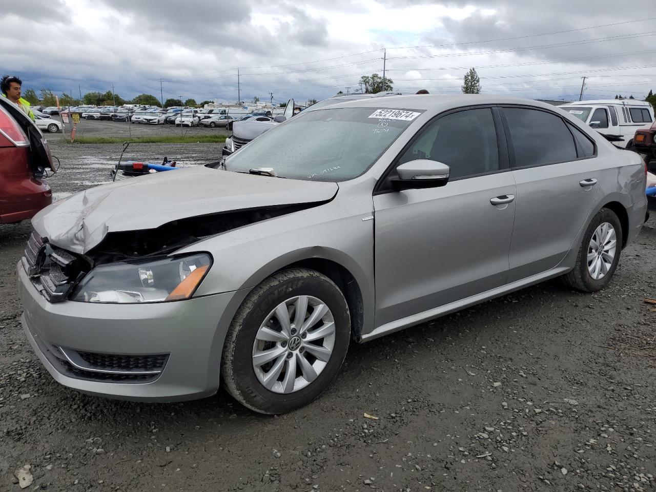 2014 VOLKSWAGEN PASSAT S