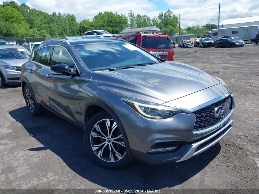 2017 INFINITI QX30 PREMIUM