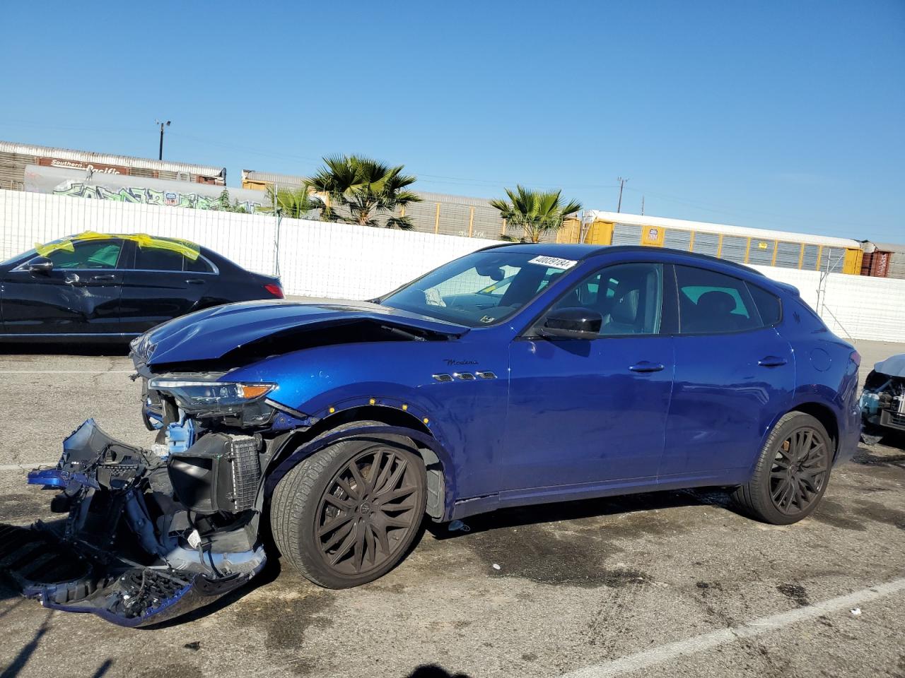 2022 MASERATI LEVANTE MODENA