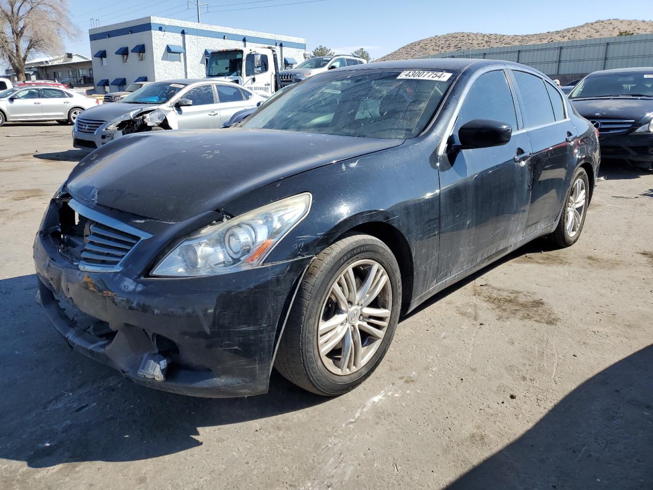 2015 INFINITI Q40