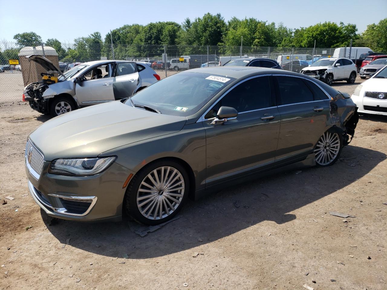 2017 LINCOLN MKZ RESERVE