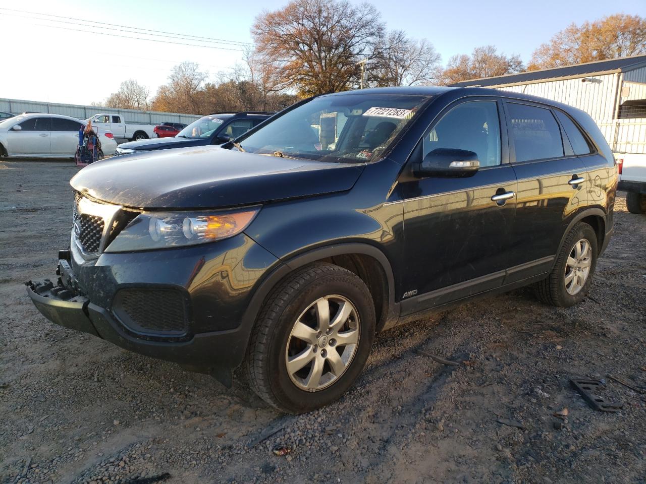 2013 KIA SORENTO LX