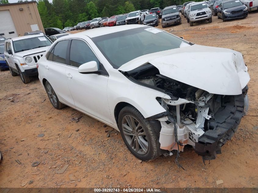 2015 TOYOTA CAMRY SE