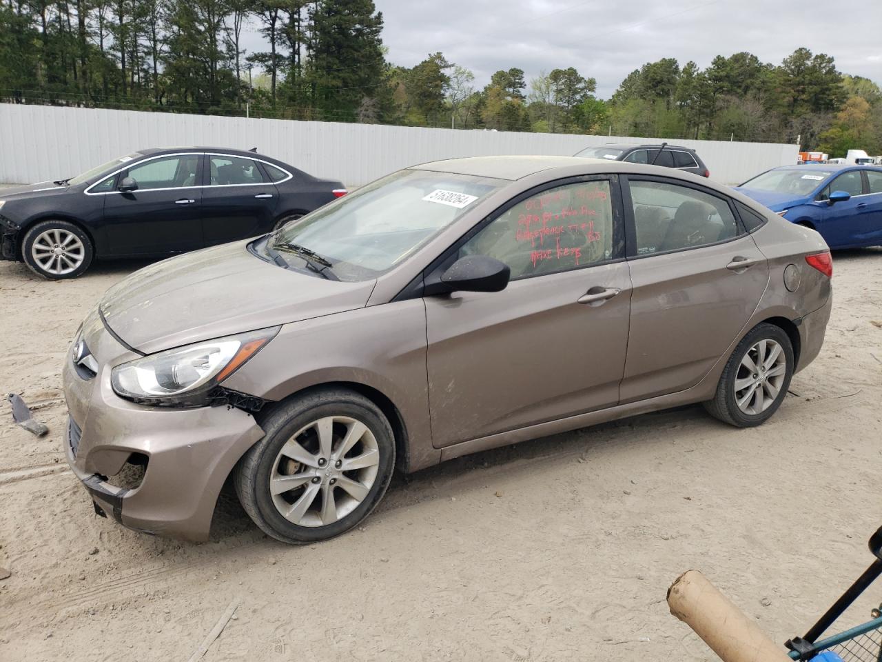 2012 HYUNDAI ACCENT GLS