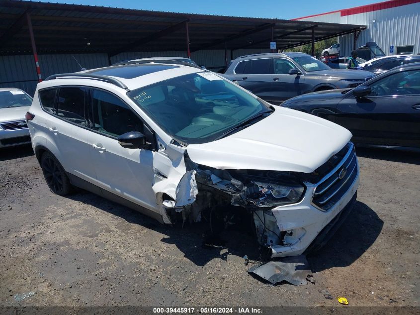 2017 FORD ESCAPE TITANIUM