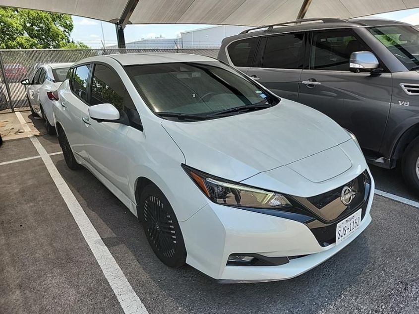 2023 NISSAN LEAF SV PLUS