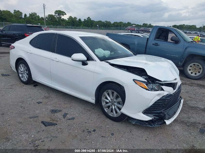 2020 TOYOTA CAMRY LE