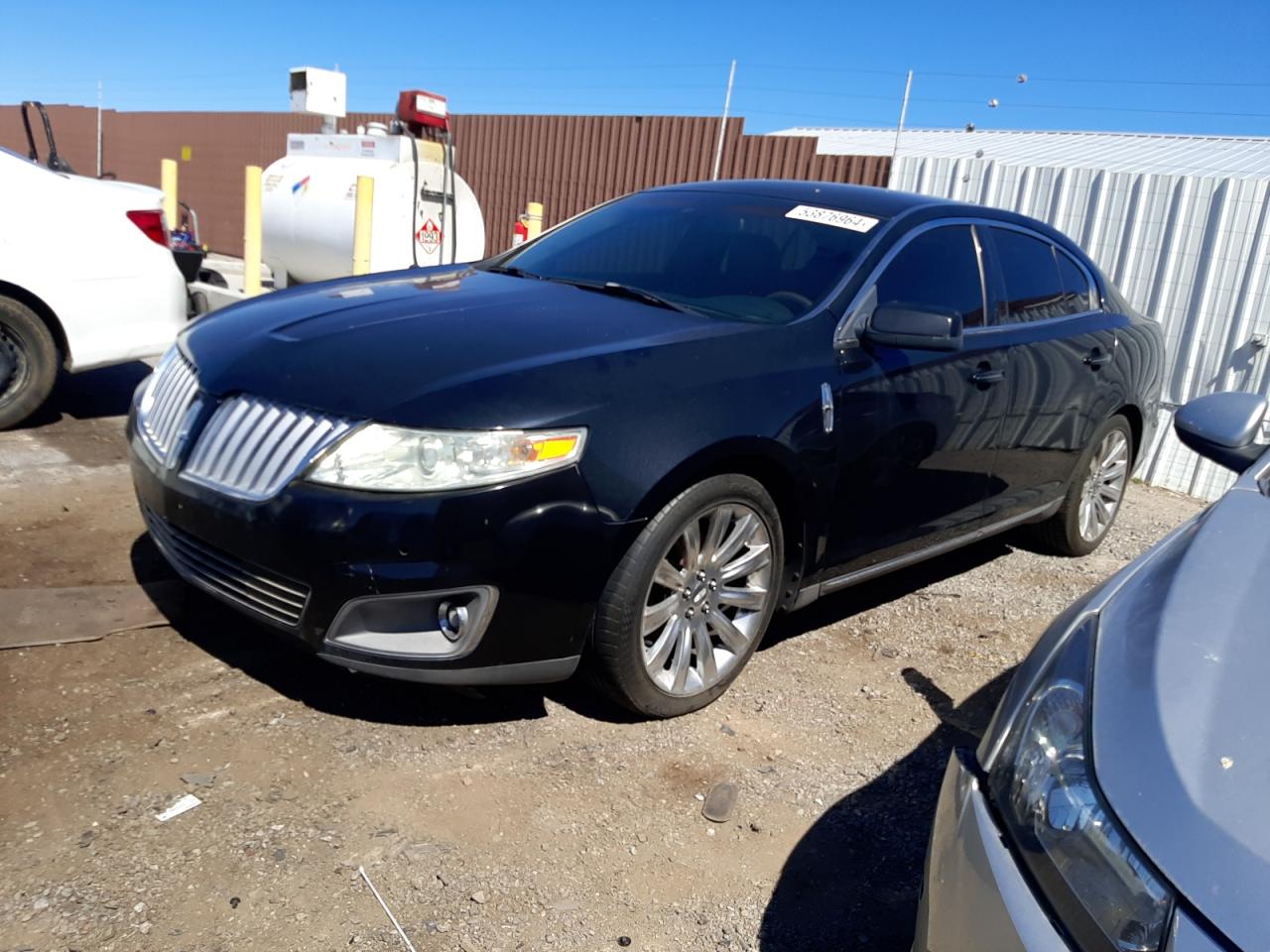 2010 LINCOLN MKS